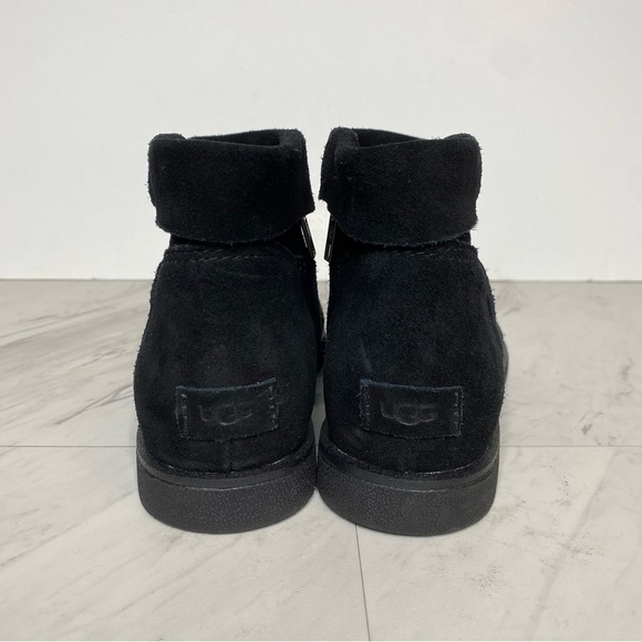 New! UGG Josefene Black Suede Mini Boot 6 - Picture 3 of 14